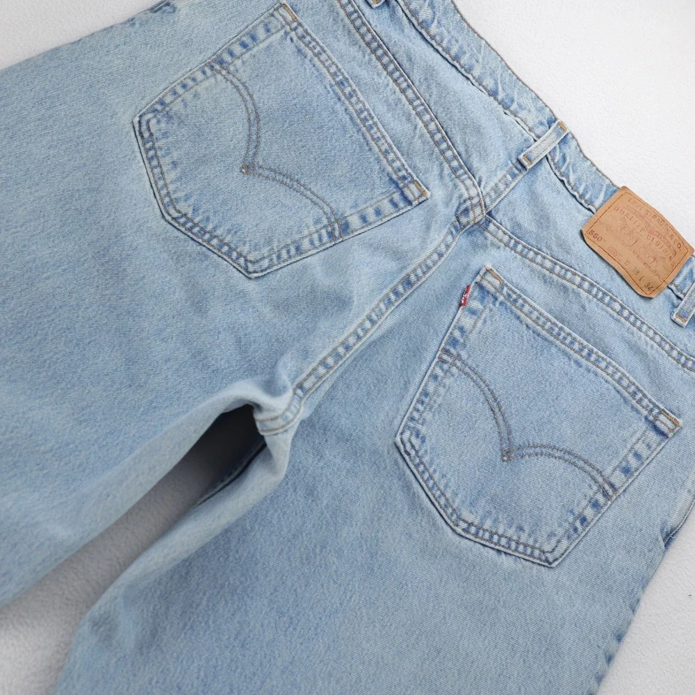 Levis 560 Comfort Fit Tapered Leg Jeans Mens 38x34 Light Wash Blue Vintage USA‎